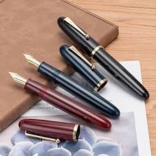Jinhao 9019 Acryl Vulpen - Zwart met Gouden Trim